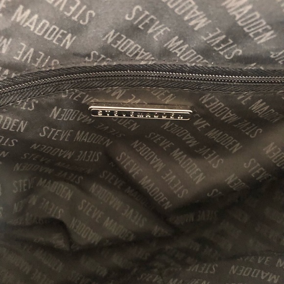 Steve Madden faux leather crossbody with scarf - Picture 4 of 9